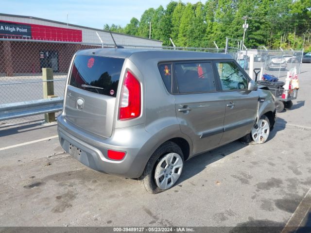 Photo 3 VIN: KNDJT2A51D7631449 - KIA SOUL 