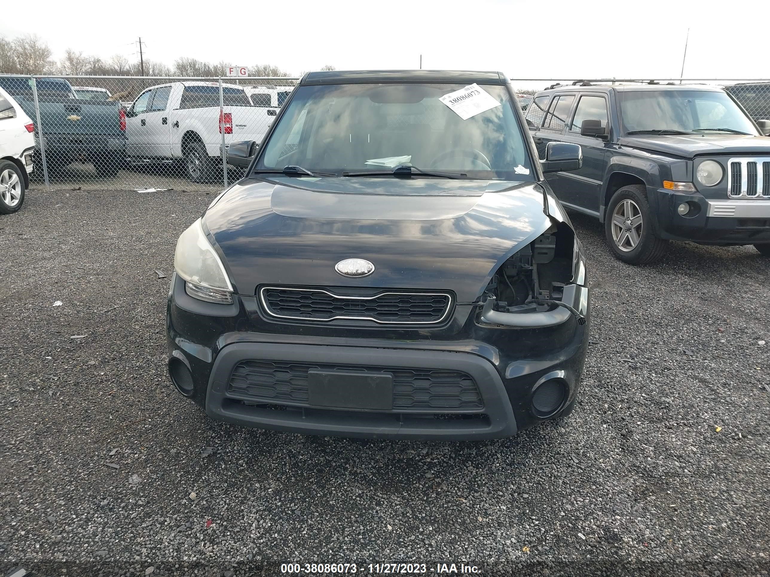 Photo 12 VIN: KNDJT2A51D7753261 - KIA SOUL 