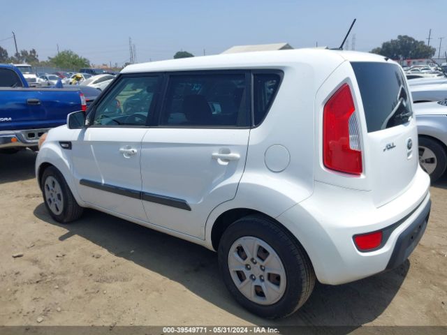 Photo 2 VIN: KNDJT2A51D7772859 - KIA SOUL 