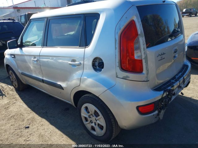 Photo 2 VIN: KNDJT2A52C7424504 - KIA SOUL 