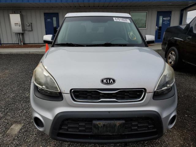 Photo 4 VIN: KNDJT2A52C7452299 - KIA SOUL 