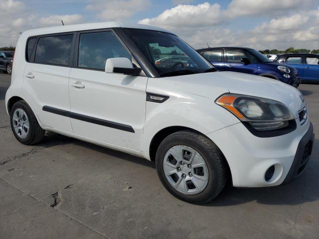 Photo 3 VIN: KNDJT2A52C7465750 - KIA SOUL 