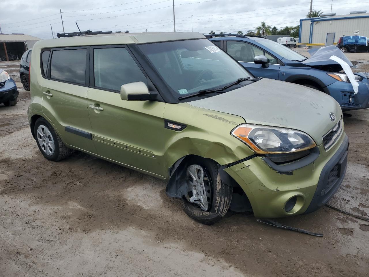 Photo 3 VIN: KNDJT2A52D7630374 - KIA SOUL 