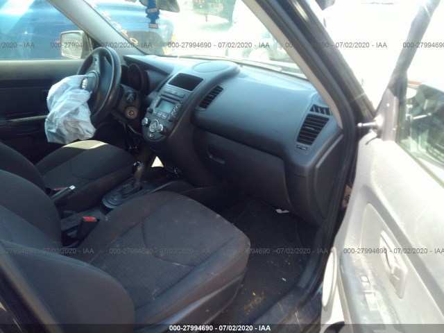 Photo 4 VIN: KNDJT2A52D7635963 - KIA SOUL 