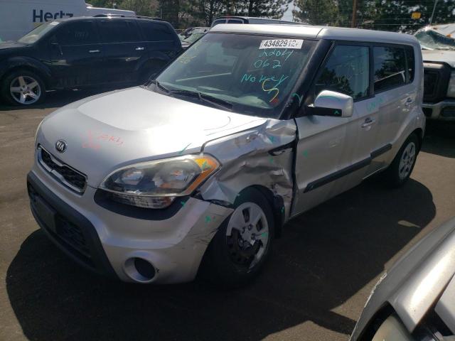 Photo 8 VIN: KNDJT2A52D7753818 - KIA SOUL 