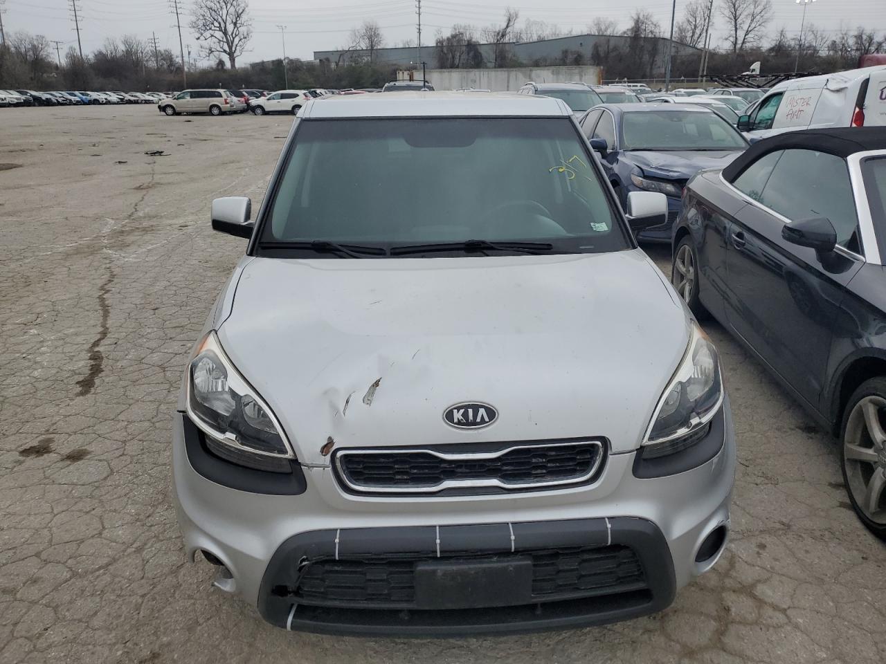 Photo 4 VIN: KNDJT2A53C7427217 - KIA SOUL 