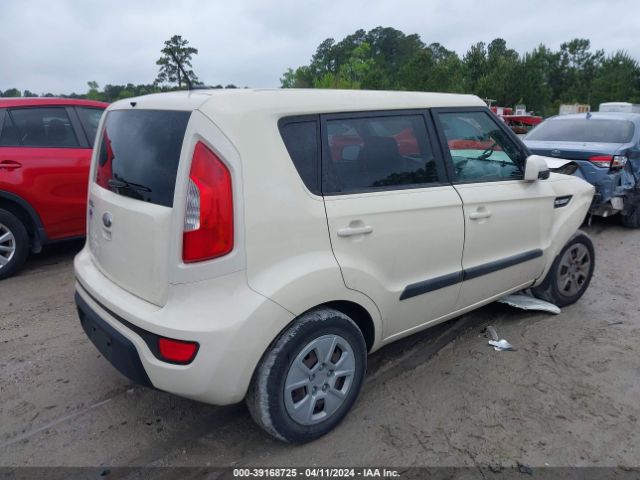 Photo 3 VIN: KNDJT2A53D7561193 - KIA SOUL 