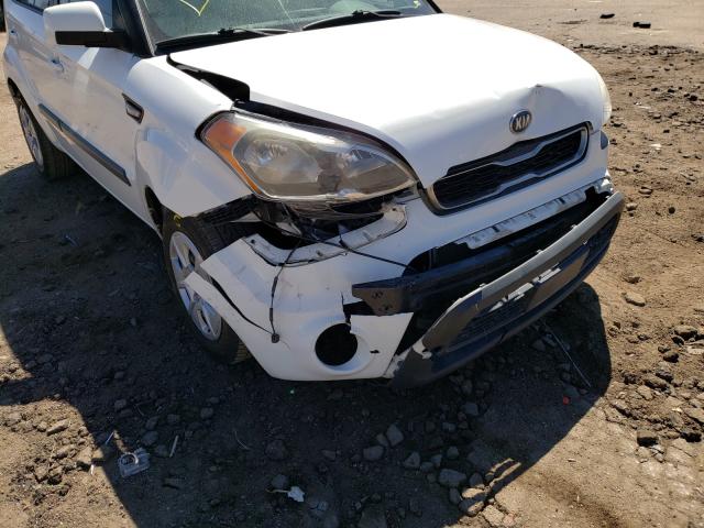 Photo 8 VIN: KNDJT2A53D7566099 - KIA SOUL 