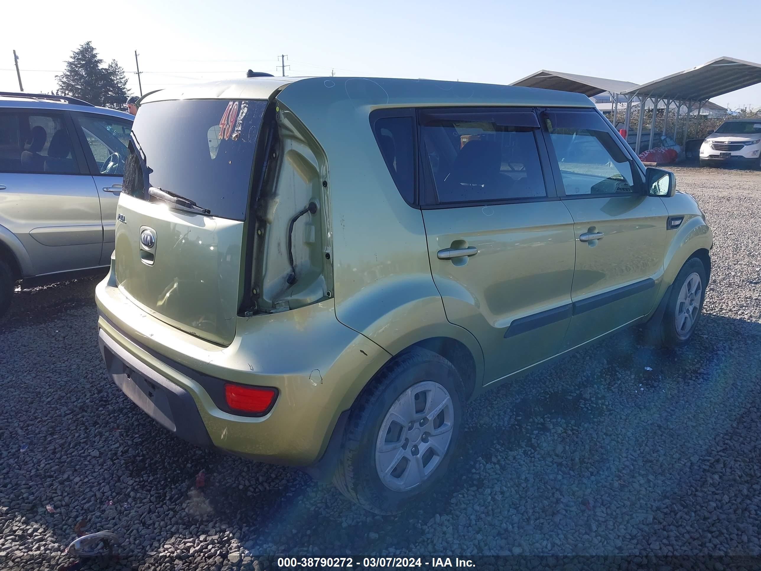 Photo 3 VIN: KNDJT2A53D7578723 - KIA SOUL 