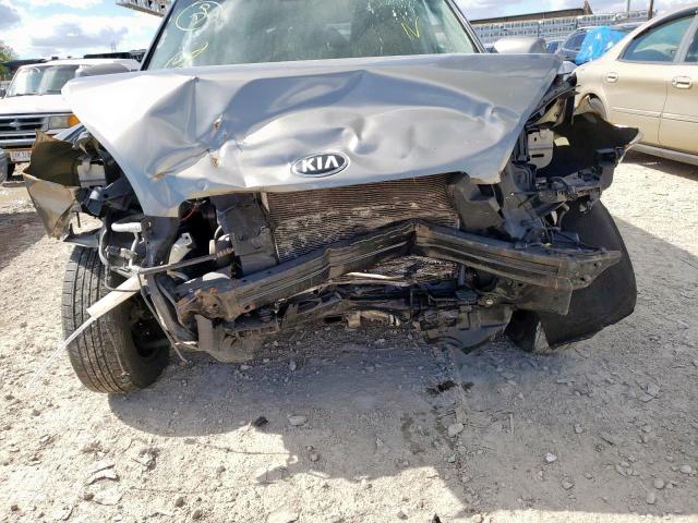 Photo 8 VIN: KNDJT2A53D7631405 - KIA SOUL 