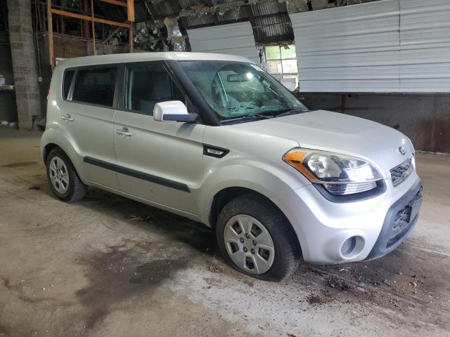 Photo 3 VIN: KNDJT2A53D7768733 - KIA SOUL 