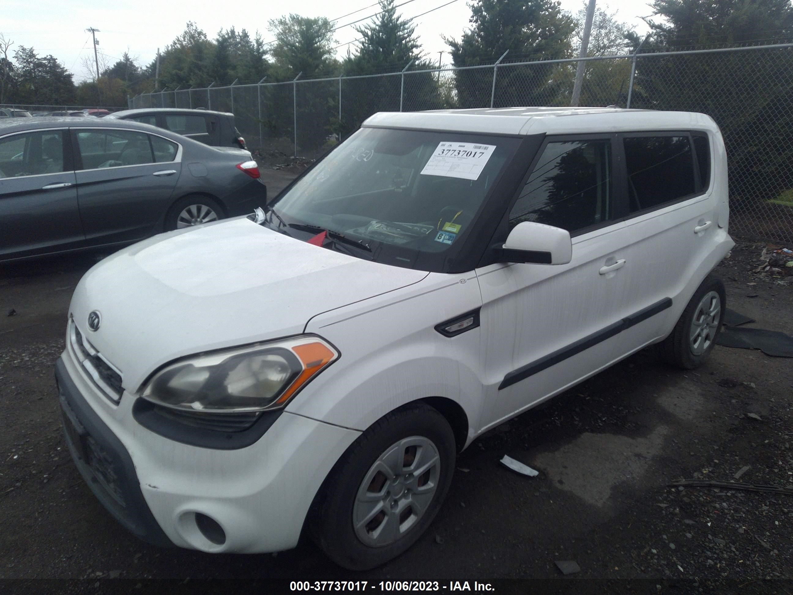 Photo 1 VIN: KNDJT2A54C7424293 - KIA SOUL 