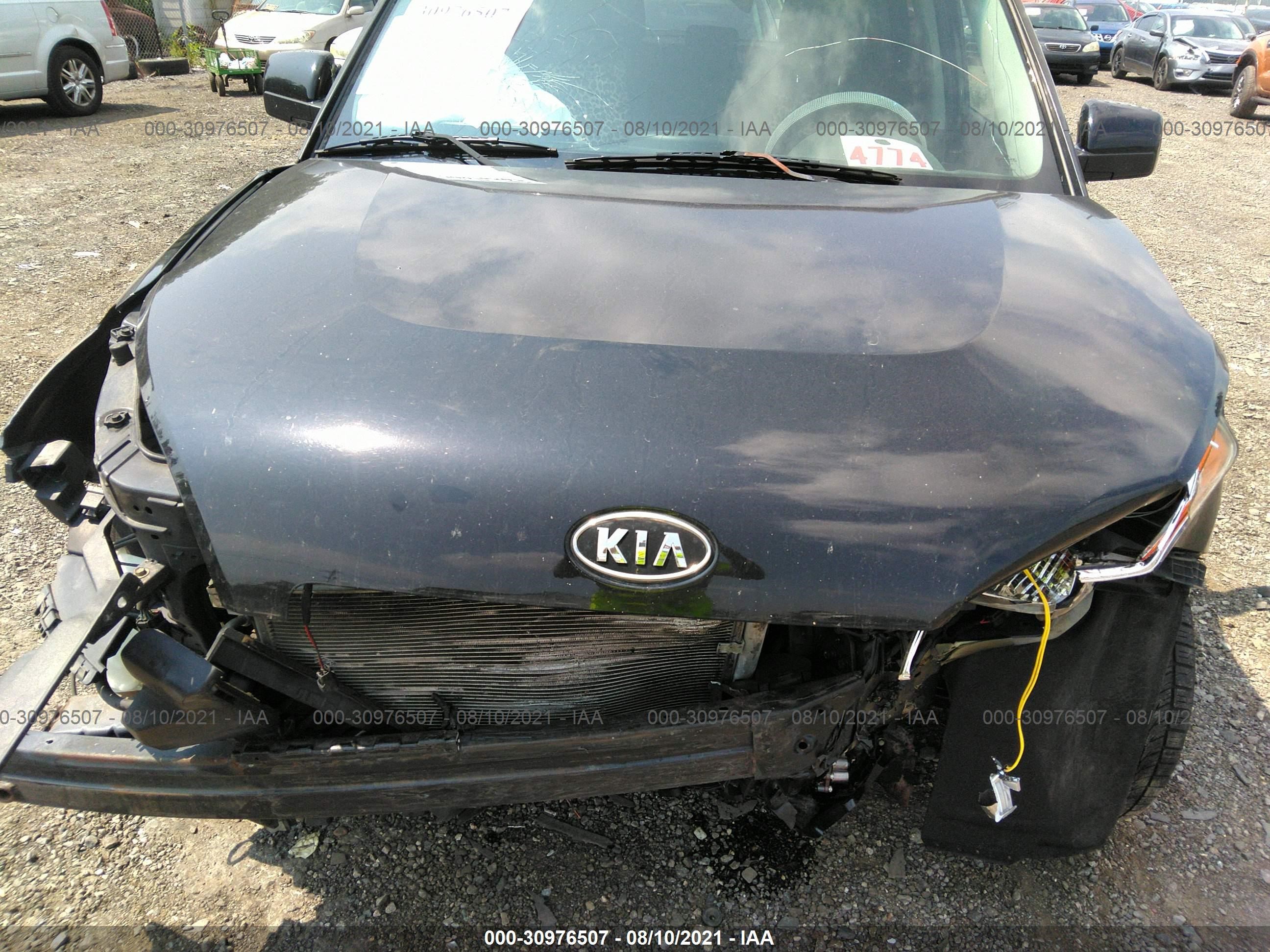 Photo 5 VIN: KNDJT2A54C7424634 - KIA SOUL 