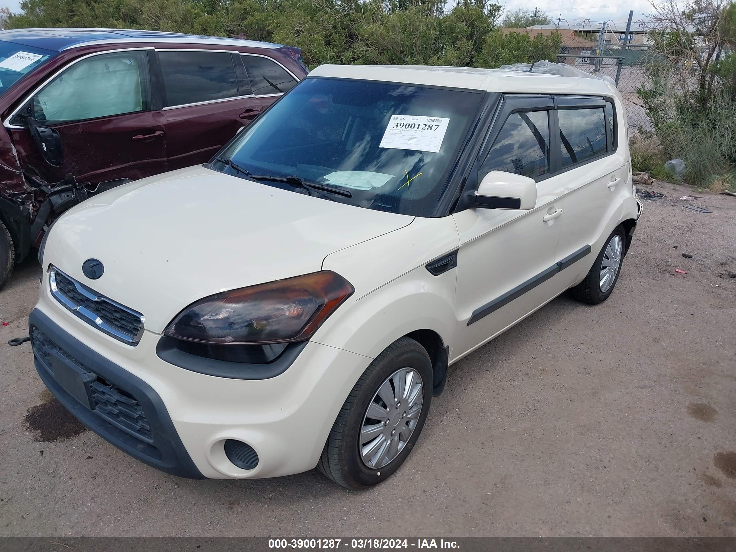 Photo 1 VIN: KNDJT2A54C7437268 - KIA SOUL 