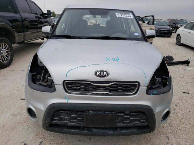 Photo 4 VIN: KNDJT2A54D7579542 - KIA SOUL 