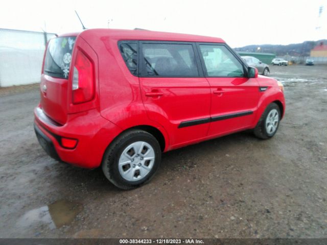 Photo 3 VIN: KNDJT2A54D7634572 - KIA SOUL 