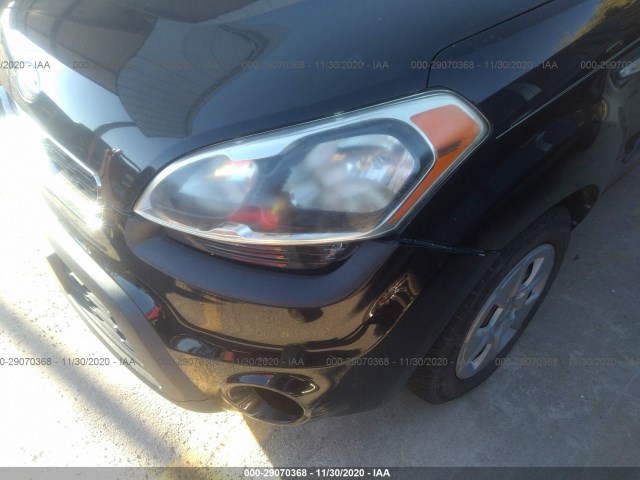 Photo 5 VIN: KNDJT2A54D7748992 - KIA SOUL 