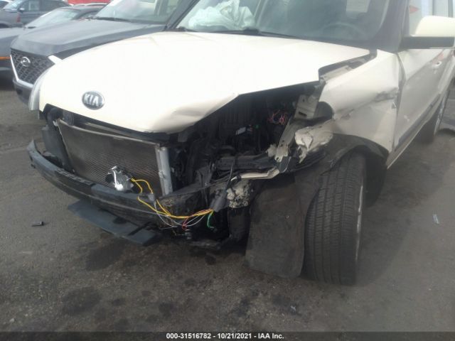 Photo 5 VIN: KNDJT2A54D7756848 - KIA SOUL 