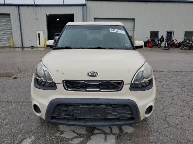 Photo 4 VIN: KNDJT2A54D7758065 - KIA SOUL 