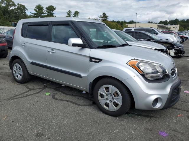 Photo 3 VIN: KNDJT2A54D7768028 - KIA SOUL 