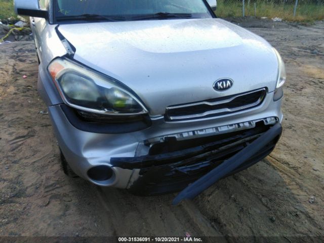 Photo 5 VIN: KNDJT2A54D7773245 - KIA SOUL 