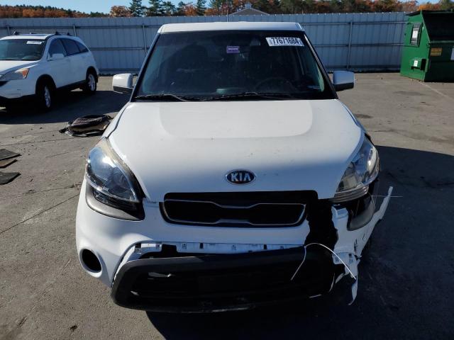 Photo 4 VIN: KNDJT2A54D7775951 - KIA SOUL 