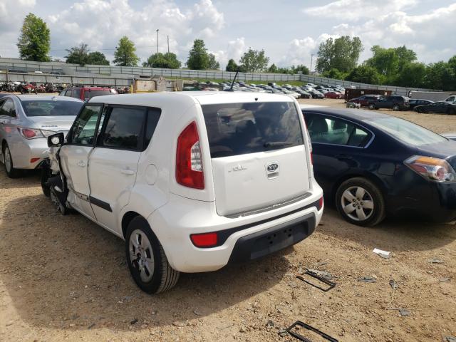 Photo 2 VIN: KNDJT2A55C7389747 - KIA SOUL 