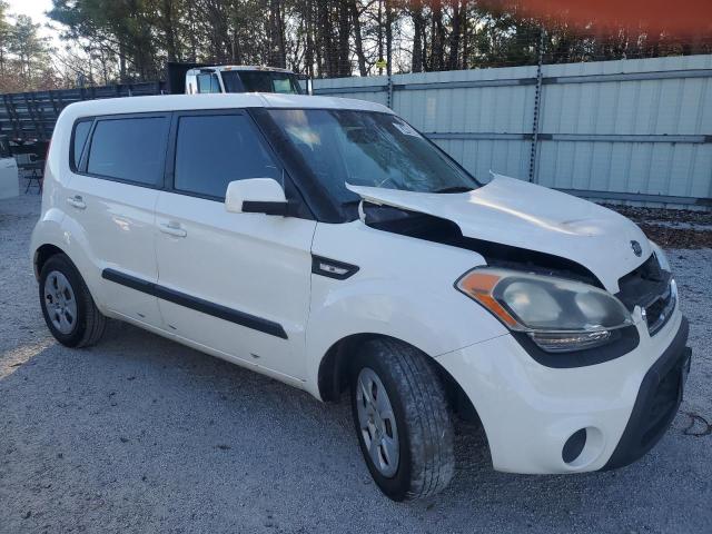 Photo 3 VIN: KNDJT2A55C7449669 - KIA SOUL 