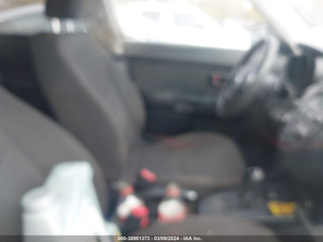 Photo 4 VIN: KNDJT2A55D7496279 - KIA SOUL 