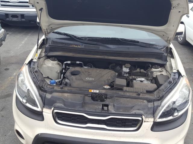 Photo 6 VIN: KNDJT2A55D7583017 - KIA SOUL 