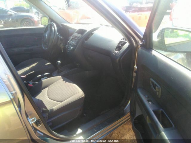 Photo 4 VIN: KNDJT2A55D7593532 - KIA SOUL 