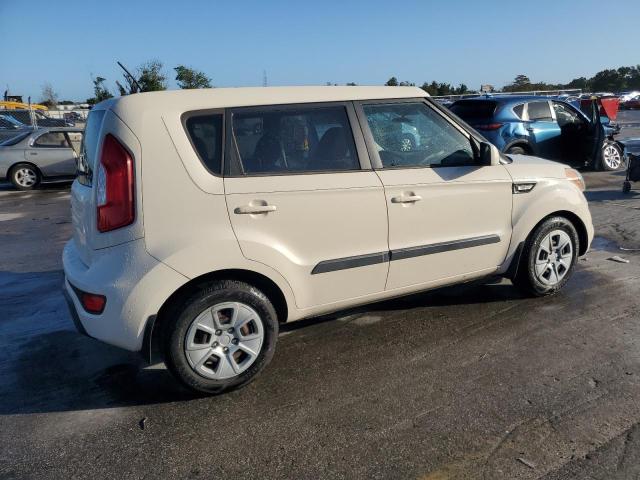 Photo 2 VIN: KNDJT2A55D7767308 - KIA SOUL 