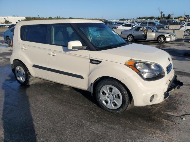 Photo 3 VIN: KNDJT2A55D7767308 - KIA SOUL 