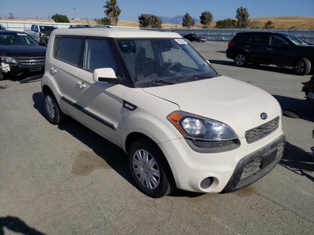 Photo 3 VIN: KNDJT2A55D7774744 - KIA SOUL 