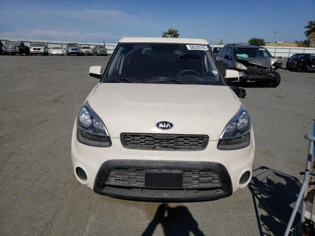 Photo 4 VIN: KNDJT2A55D7774744 - KIA SOUL 