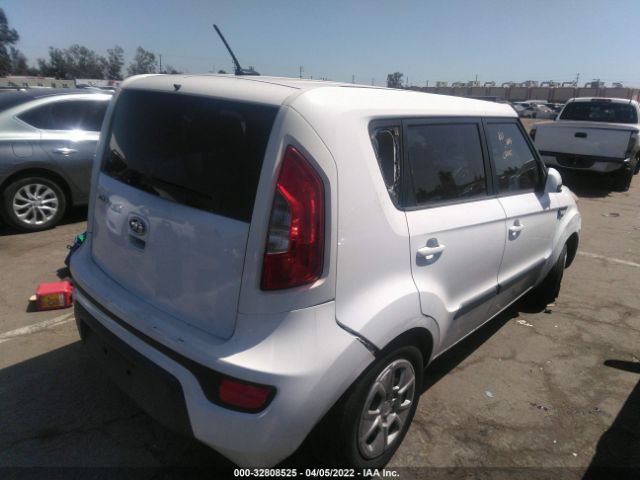 Photo 3 VIN: KNDJT2A56C7392155 - KIA SOUL 