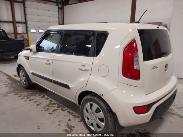 Photo 2 VIN: KNDJT2A56C7398988 - KIA SOUL 