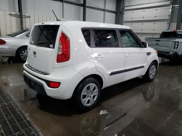 Photo 2 VIN: KNDJT2A56C7462656 - KIA SOUL 