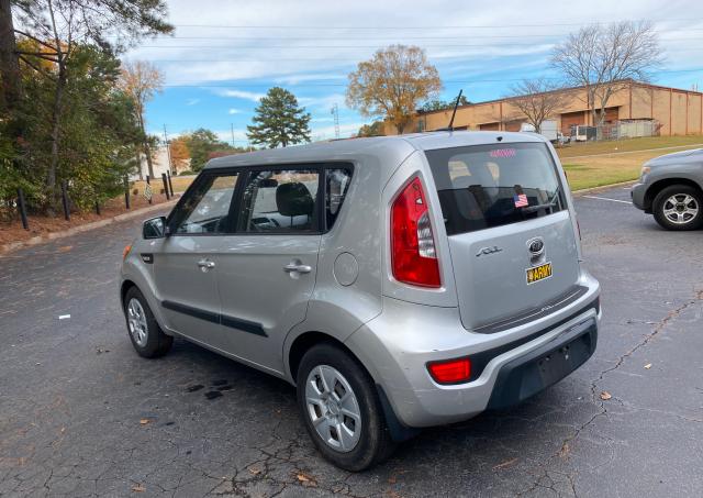 Photo 2 VIN: KNDJT2A56C7470613 - KIA SOUL 