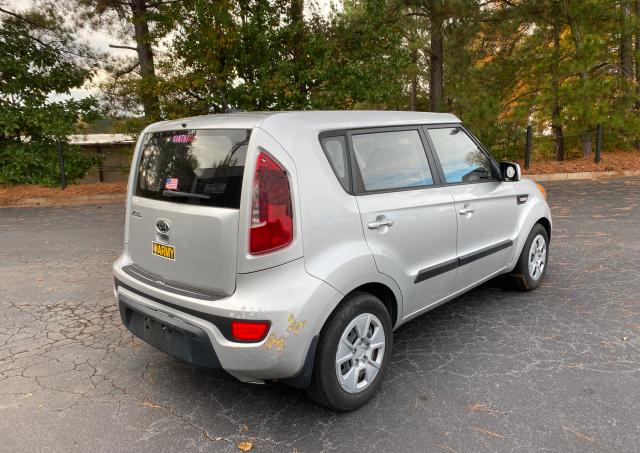 Photo 3 VIN: KNDJT2A56C7470613 - KIA SOUL 