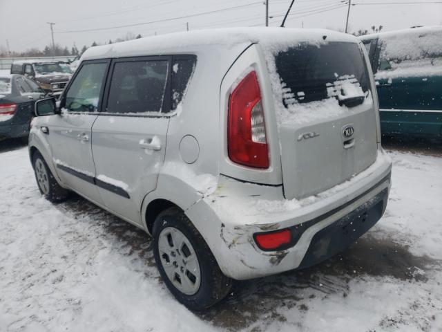 Photo 8 VIN: KNDJT2A56D7522825 - KIA SOUL 