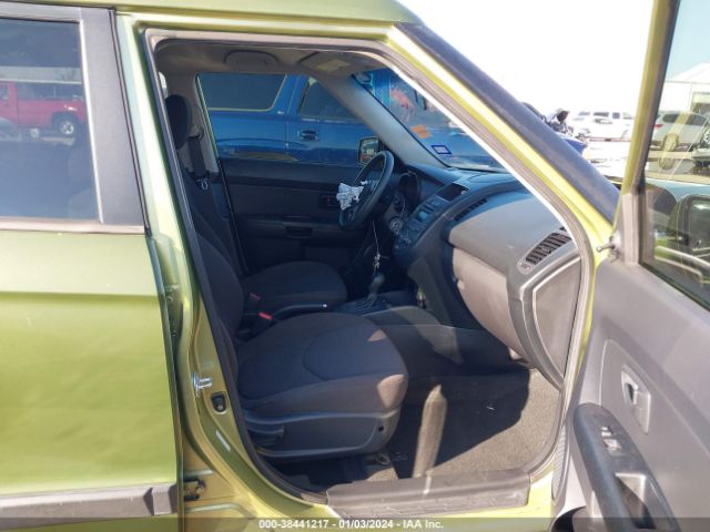 Photo 4 VIN: KNDJT2A56D7571944 - KIA SOUL 