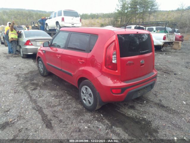 Photo 2 VIN: KNDJT2A56D7621435 - KIA SOUL 