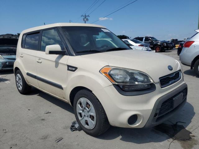 Photo 3 VIN: KNDJT2A56D7763963 - KIA SOUL 