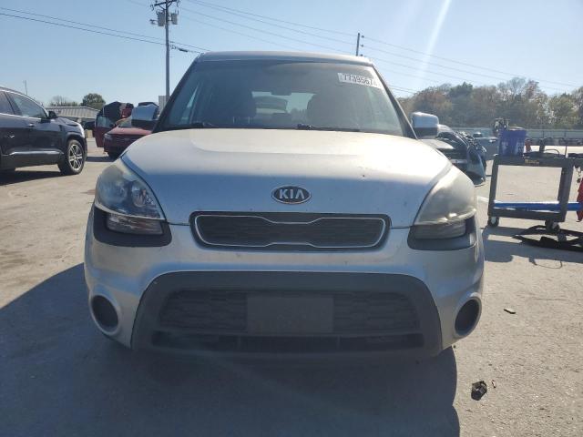 Photo 4 VIN: KNDJT2A56D7764000 - KIA SOUL 