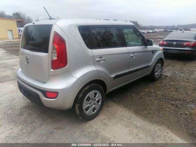 Photo 3 VIN: KNDJT2A56D7767978 - KIA SOUL 