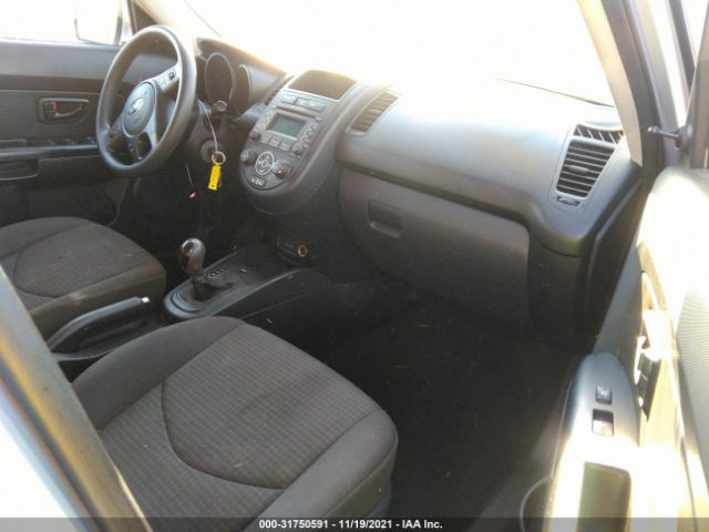 Photo 4 VIN: KNDJT2A56D7768922 - KIA SOUL 