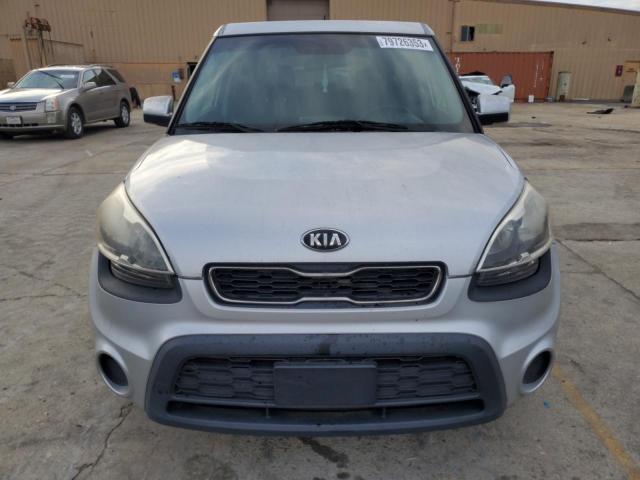 Photo 4 VIN: KNDJT2A56D7772355 - KIA SOUL 