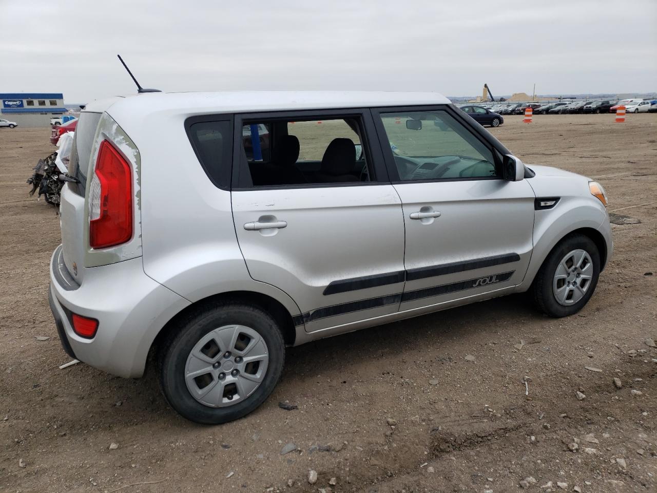 Photo 2 VIN: KNDJT2A57C7476890 - KIA SOUL 