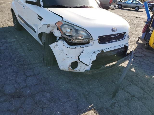 Photo 8 VIN: KNDJT2A57D7488538 - KIA SOUL 